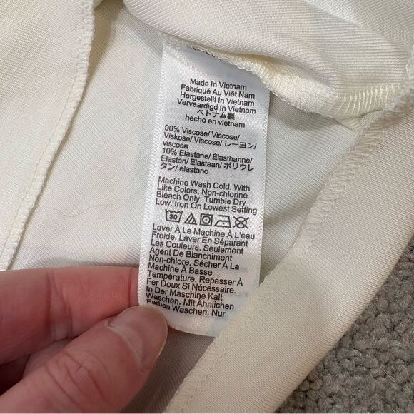 NWT J. Crew Ivory Refined Ribbed Shell Tank Size L - Picture 8 of 12